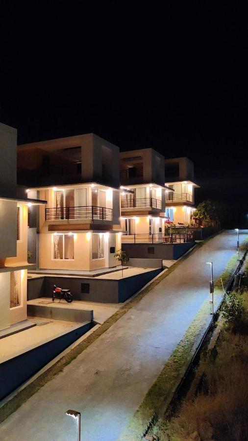 Royal Meadows - Igatpuri Bungalow B 외부 사진